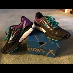 Brooks Ghost 9